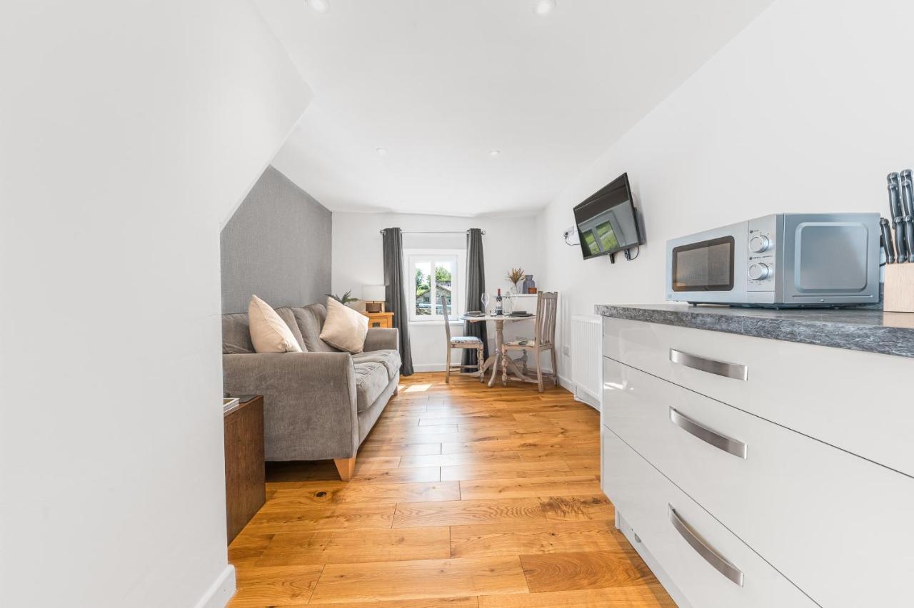 The Black Dog Apartment Dalton in Furness Eksteriør bilde