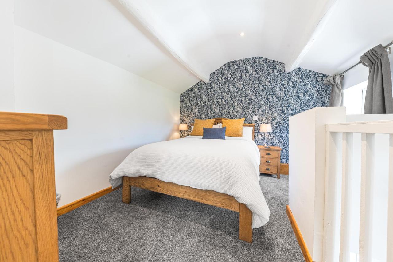 The Black Dog Apartment Dalton in Furness Eksteriør bilde