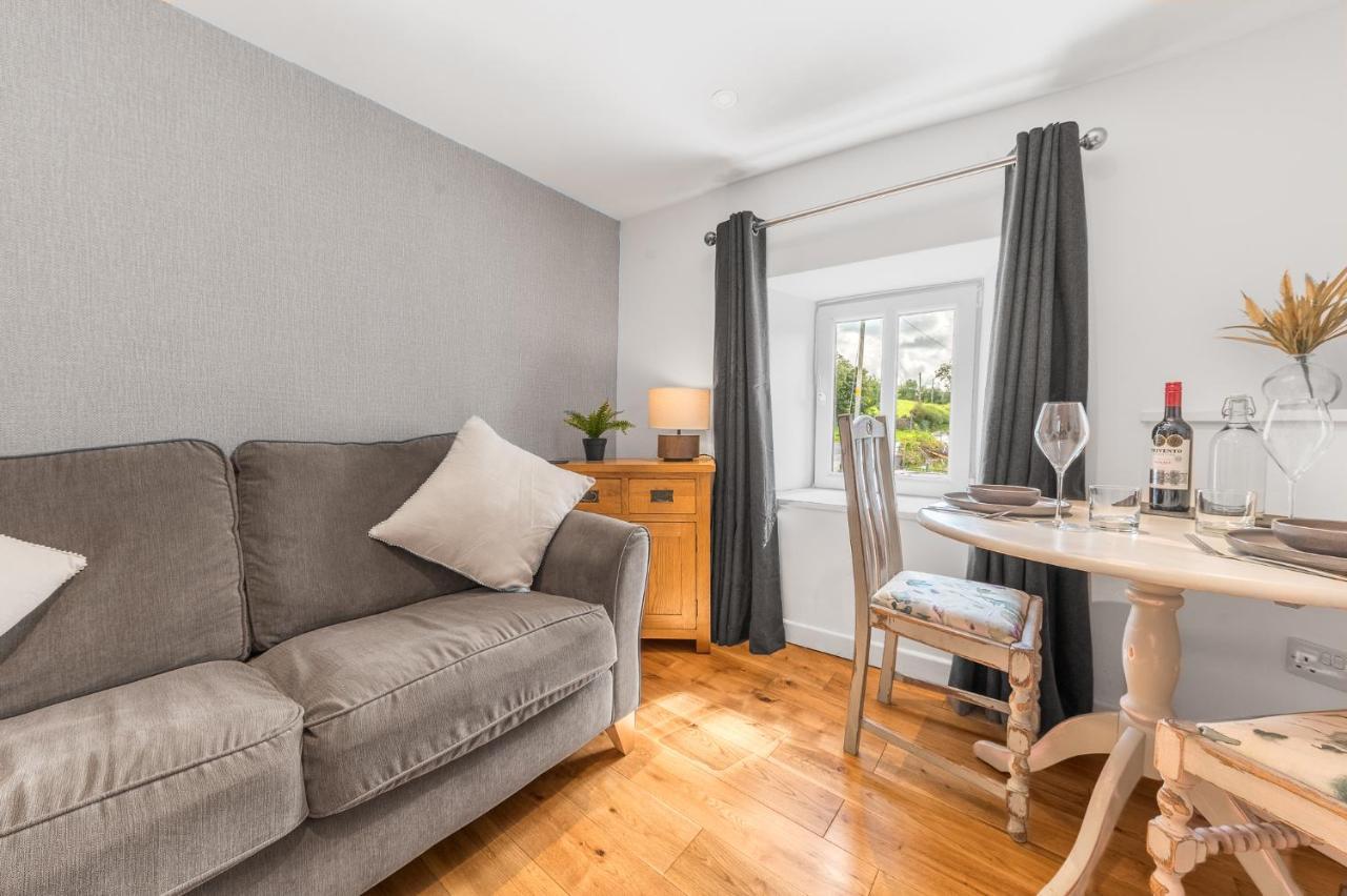 The Black Dog Apartment Dalton in Furness Eksteriør bilde
