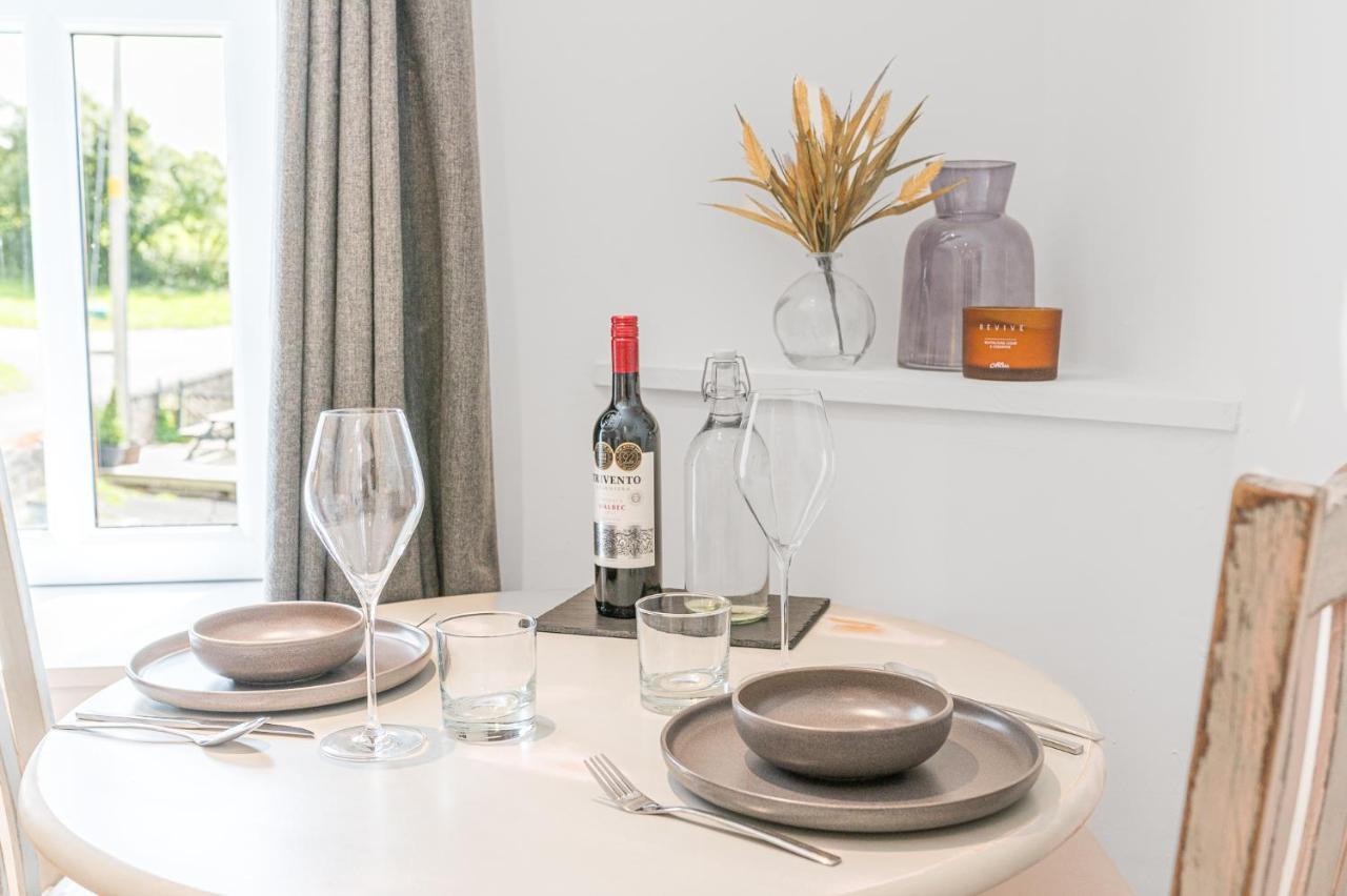 The Black Dog Apartment Dalton in Furness Eksteriør bilde